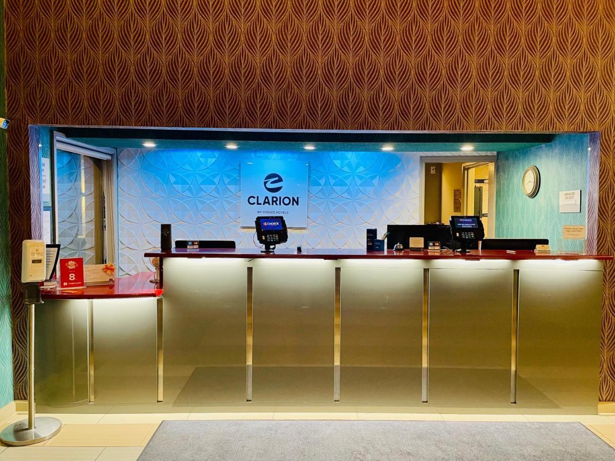 אוונסוויל Clarion Inn & Suites מראה חיצוני תמונה