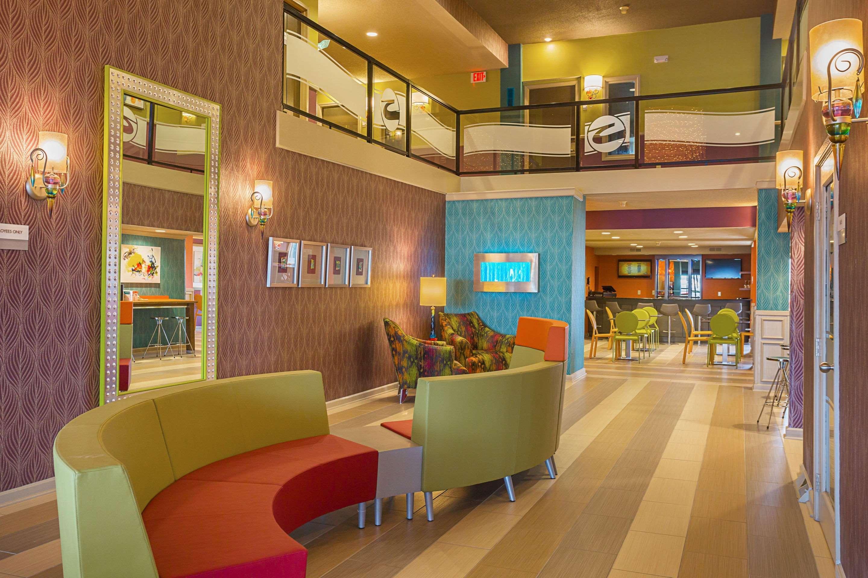 אוונסוויל Clarion Inn & Suites מראה חיצוני תמונה